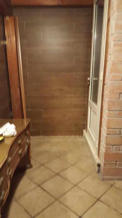 Il Paradiso Latina Bagian luar foto
